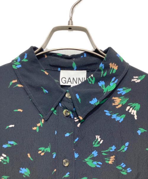 GANNI（ガニー）Ganni (ガニー) 花柄シャツ ブラック サイズ:34の古着・服飾アイテム