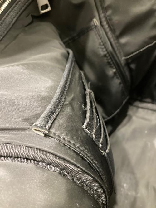 aucentic（オーセンティック）aucentic (オーセンティック) フルグレインレザーバックパック ブラックの古着・服飾アイテム