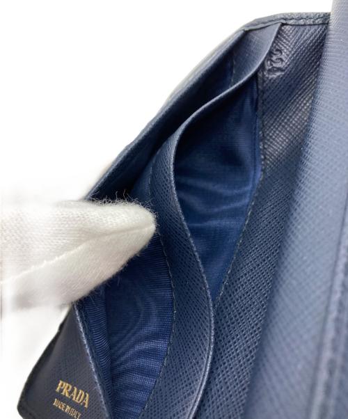 PRADA（プラダ）PRADA (プラダ) サフィアーノ コンパクトウォレット ネイビーの古着・服飾アイテム