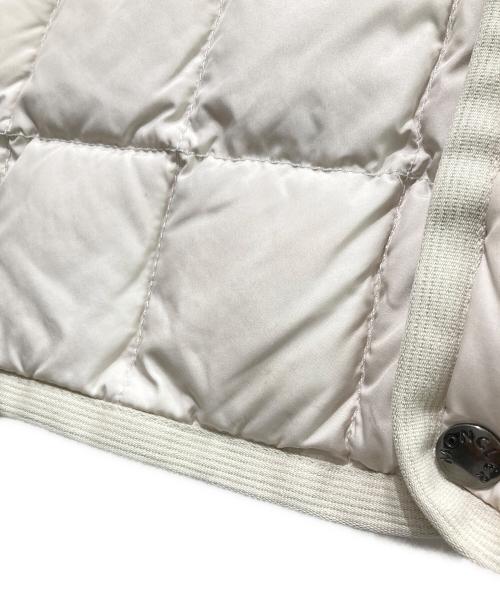 MONCLER（モンクレール）MONCLER (モンクレール) ダウンジャケット ベージュ サイズ:3の古着・服飾アイテム