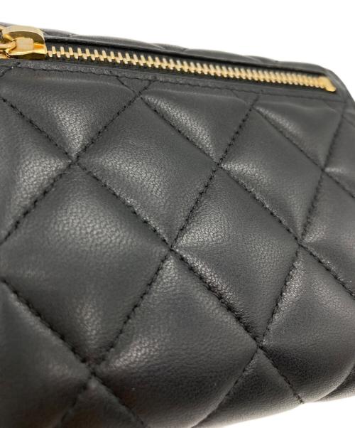 CHANEL（シャネル）CHANEL (シャネル) コンパクトウォレット ブラックの古着・服飾アイテム