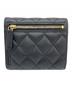 CHANEL (シャネル) コンパクトウォレット ブラック：90000円