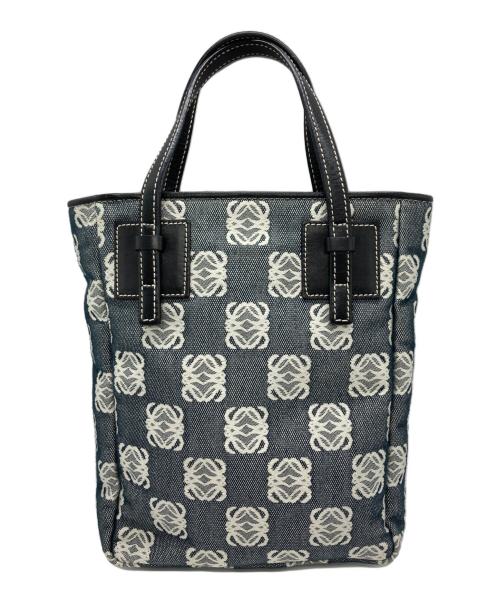 LOEWE（ロエベ）LOEWE (ロエベ) アナグラム 総柄ハンドバッグ グレーの古着・服飾アイテム