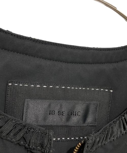 TO BE CHIC（トゥービーシック）TO BE CHIC (トゥービーシック) 中綿Wジップビジューコート ブラック サイズ:42の古着・服飾アイテム