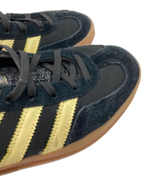adidas（アディダス）adidas (アディダス) GAZELLE INDOOR lze50 コアブラック×オールモストイエロー×ガム ブラック サイズ:26cmの古着・服飾アイテム