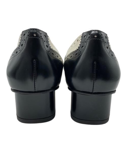 Christian Dior（クリスチャン ディオール）Christian Dior (クリスチャン ディオール) レザーパンプス ベージュ×ブラック サイズ:38 1/2(24.5-25.5)の古着・服飾アイテム