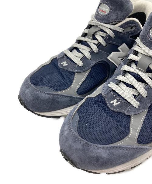 NEW BALANCE（ニューバランス）NEW BALANCE (ニューバランス) M2002RXK ネイビー×ホワイト サイズ:27.5の古着・服飾アイテム