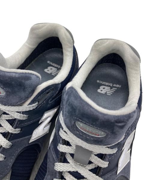 NEW BALANCE（ニューバランス）NEW BALANCE (ニューバランス) M2002RXK ネイビー×ホワイト サイズ:27.5の古着・服飾アイテム