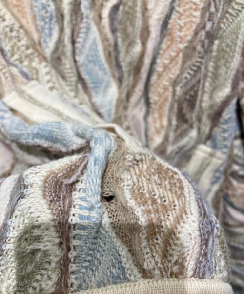 Coogi（クージー）Coogi (クージー) 3Dハーフジップニット ベージュ サイズ:SSの古着・服飾アイテム