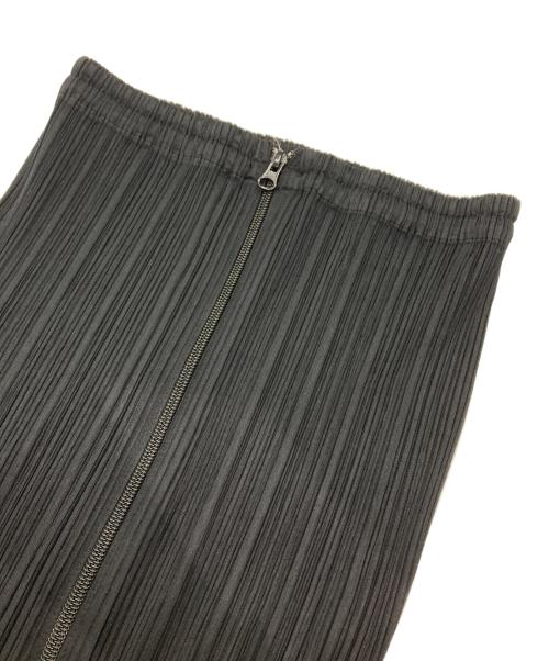 PLEATS PLEASE（プリーツプリーズ）PLEATS PLEASE (プリーツプリーズ) フロントジップ ロングプリーツスカート ブラック サイズ:2の古着・服飾アイテム