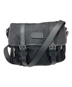 GUCCIグッチ）の古着「メッセンジャーバッグクロスバッグ/GGパターン/ナイロンショルダーバッグ」｜ブラック