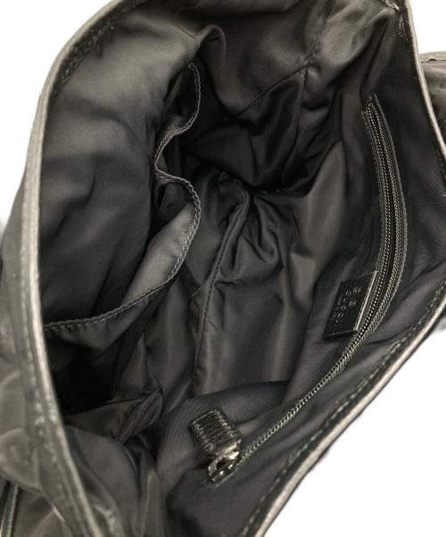 GUCCI（グッチ）GUCCI (グッチ) メッセンジャーバッグクロスバッグ/GGパターン/ナイロンショルダーバッグ ブラックの古着・服飾アイテム