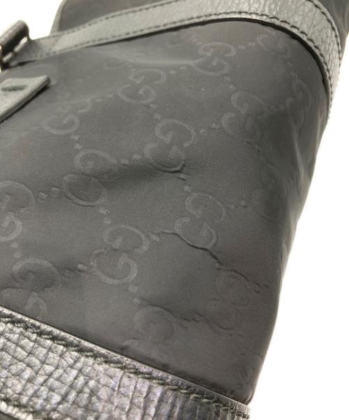 GUCCI（グッチ）GUCCI (グッチ) メッセンジャーバッグクロスバッグ/GGパターン/ナイロンショルダーバッグ ブラックの古着・服飾アイテム