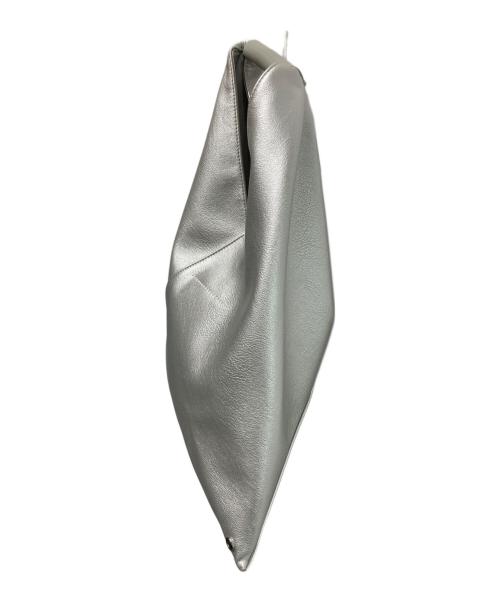MM6 Maison Margiela（エムエムシックスメゾンマルジェラ）MM6 Maison Margiela (エムエムシックスメゾンマルジェラ) 26SS ジャパニーズスモールバッグ シルバーの古着・服飾アイテム