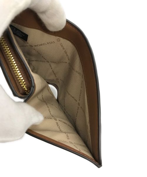 MICHAEL KORS（マイケル・コース）MICHAEL KORS (マイケルコース) 2つ折り財布 ブラウンの古着・服飾アイテム