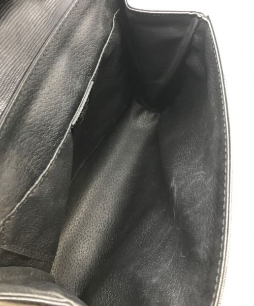 CELINE（セリーヌ）CELINE (セリーヌ) サークルロゴ金具ショルダーバッグ ブラックの古着・服飾アイテム