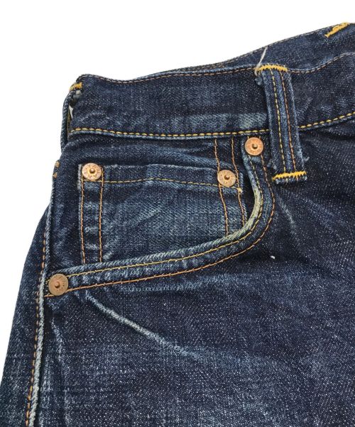 EVISU（エヴィス）EVISU (エビス) 道楽ペイントデニムパンツ インディゴ サイズ:31の古着・服飾アイテム