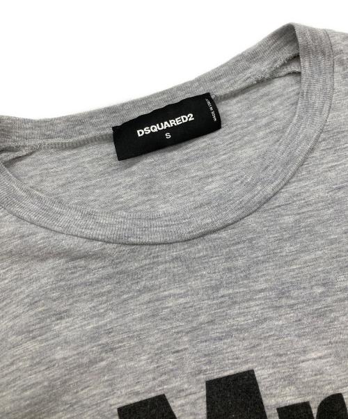 DSQUARED2（ディースクエアード）DSQUARED2 (ディースクエアード) Tシャツ/ディースクエアード/S74GD0672 グレー サイズ:Sの古着・服飾アイテム