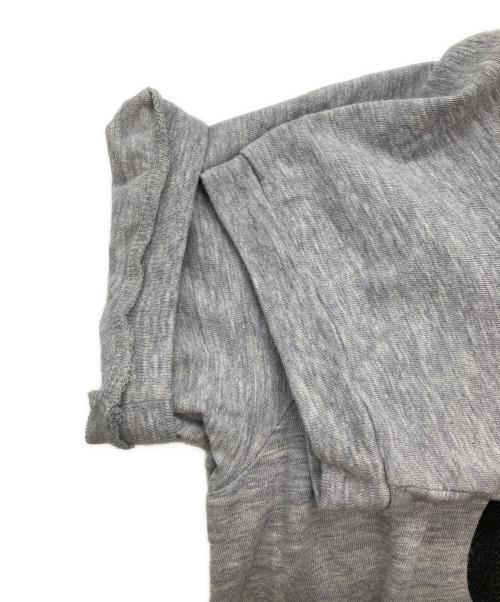 DSQUARED2（ディースクエアード）DSQUARED2 (ディースクエアード) Tシャツ/ディースクエアード/S74GD0672 グレー サイズ:Sの古着・服飾アイテム