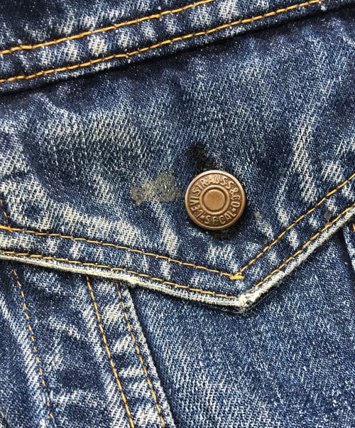 LEVI'S（リーバイス）LEVI'S (リーバイス) 4thデニムジャケット　リーバイス　 ボタン裏524 BIGE 不均等V インディゴ サイズ:表記なしの古着・服飾アイテム