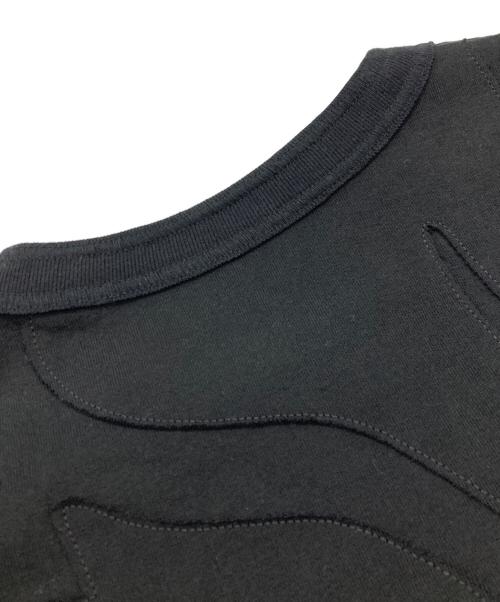 sacai（サカイ）sacai (サカイ) Tシャツ/サカイ/24－0795S/Floral Embroiderd Patch ブラック サイズ:3の古着・服飾アイテム