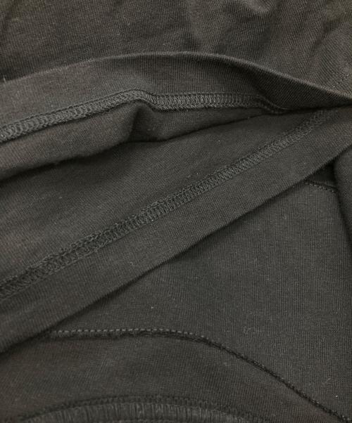 sacai（サカイ）sacai (サカイ) Tシャツ/サカイ/24－0795S/Floral Embroiderd Patch ブラック サイズ:3の古着・服飾アイテム