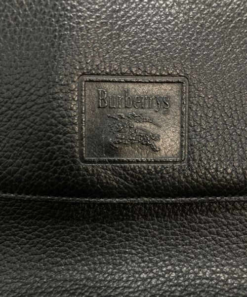 Burberry's（バーバリーズ）Burberry's (バーバリーズ) 裏地ノヴァチェックショルダーバッグ　バーバリーズ ブラックの古着・服飾アイテム