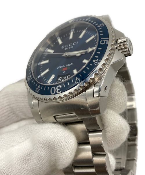 GUCCI（グッチ）GUCCI (グッチ) DIVEウォッチ　YA136311　20ATM 136.3　グッチ ブルーの古着・服飾アイテム