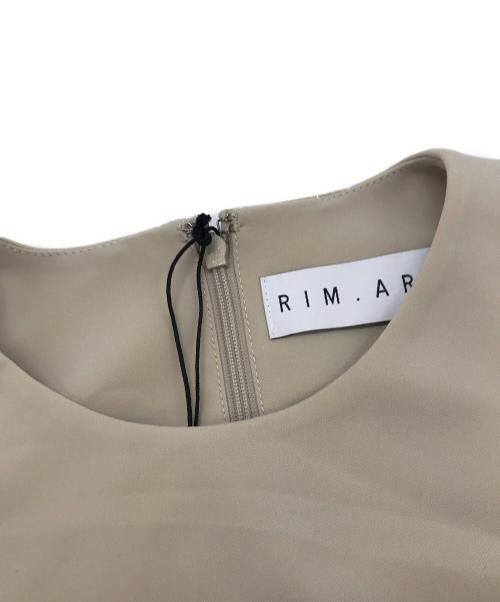 RIM.ARK（リムアーク）RIM.ARK (リムアーク) Open skin pad set tops/リムアーク/460HAL30-0451 ベージュ サイズ:Sの古着・服飾アイテム