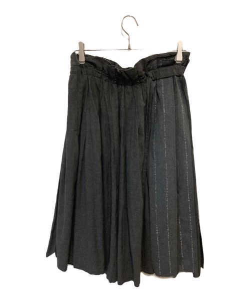 COLLECTION PRIVEE?（コレクション プリベー）COLLECTION PRIVEE? (コレクション プリベー) デザインスカート　R2629/FANN2 グレー サイズ:40の古着・服飾アイテム