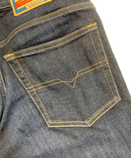 DIESEL（ディーゼル）DIESEL (ディーゼル) D-Struktテーパードデニムパンツ インディゴ サイズ:30の古着・服飾アイテム