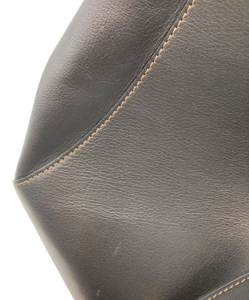 LOEWE（ロエベ）LOEWE (ロエベ) ロゴ巾着ワンショルダ ブラックの古着・服飾アイテム