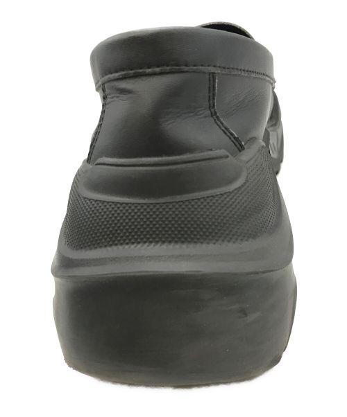 AKIKOAOKI（アキコアオキ）AKIKOAOKI (アキコアオキ) 別注Regulated Gravity-faux leatherローファー ブラック サイズ:24cmの古着・服飾アイテム