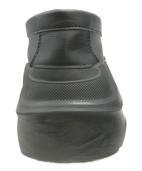 AKIKOAOKI（アキコアオキ）AKIKOAOKI (アキコアオキ) 別注Regulated Gravity-faux leatherローファー ブラック サイズ:24cmの古着・服飾アイテム