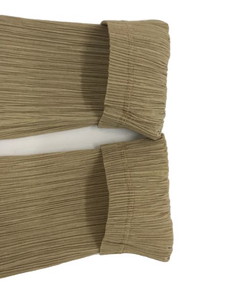 ISSEY MIYAKE（イッセイミヤケ）ISSEY MIYAKE (イッセイミヤケ) プリーツジャケット ベージュ サイズ:3の古着・服飾アイテム