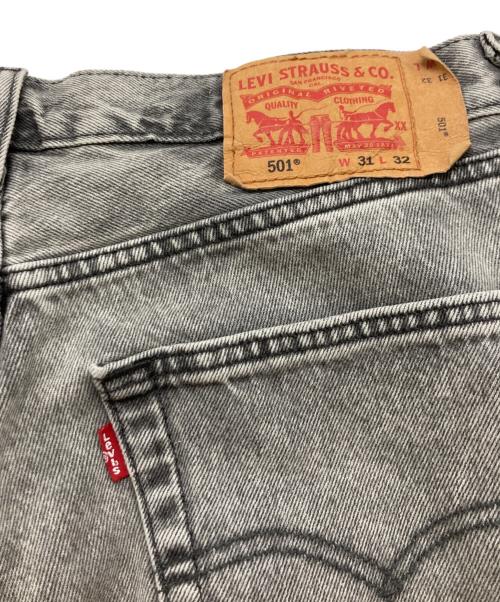 LEVI'S（リーバイス）LEVI'S (リーバイス) デニムパンツ/リーバイス/00501-3530 グレー サイズ:31/32の古着・服飾アイテム