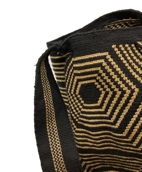 CHILA BAGS（チラバッグス）CHILA BAGS (チラバッグス) ショルダーバッグ ブラックの古着・服飾アイテム