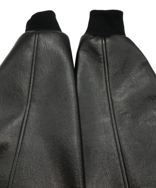 A FEW GOOD KIDS（アフューグッドキッズ）A FEW GOOD KIDS (アフューグッドキッズ) エコレザースリーブスタジャン　アフューグッドキッズ ブラック サイズ:Sの古着・服飾アイテム