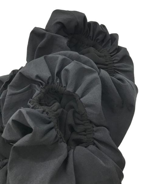 UN3D.（アンスリード）UN3D. (アンスリード) オープンギャザースリーブトップ/アンスリード/522310405501 ブラック サイズ:36の古着・服飾アイテム