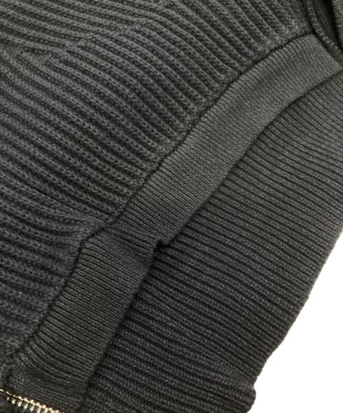 MAISON SPECIAL（メゾンスペシャル）MAISON SPECIAL (メゾンスペシャル) サイドジップニットカーディガン　メゾンスペシャル　11242361335　Prime-Over Side Zip Rib V-Neck Knit Cardigan　 ブラック サイズ:1の古着・服飾アイテム