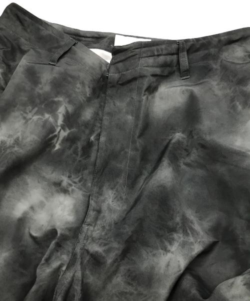 soerte（ソエルテ）soerte (ソエルテ) Total pattern military wide cargo pants グレー サイズ:3の古着・服飾アイテム