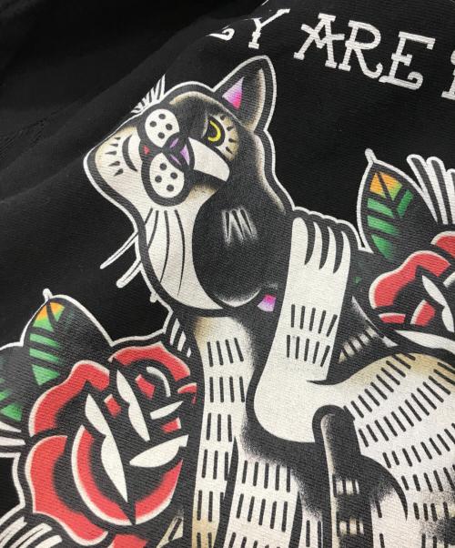 THE MORIHIGASHI INC（ザ・モリヒガシ）THE MORIHIGASHI INC (ザ・モリヒガシ) プリントスウェット　THE MORIHIGASHI INC　さらば青春の光 ブラック サイズ:Ｍの古着・服飾アイテム