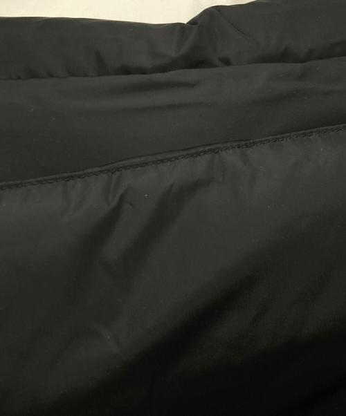 GOD SELECTION XXX（ゴッドセレクショントリプルエックス）GOD SELECTION XXX RockyMountainFeatherBed ヨーク切替ダウンベスト　ゴッドセレクショントリプルエックス　ロッキーマウンテンフェザーベッド　　290-192-16 ブラック×ホワイト サイズ:38の古着・服飾アイテム