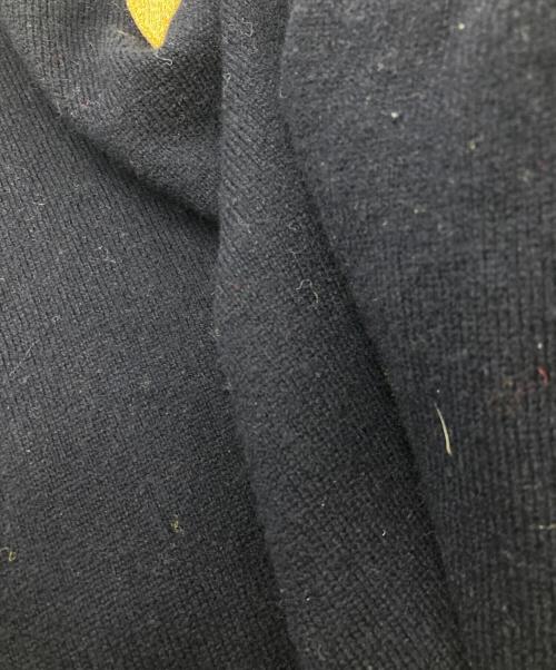 PLAY COMME des GARCONS（プレイコムデギャルソン）PLAY COMME des GARCONS (プレイコムデギャルソン) Vネックニット　プレイコムデギャルソン　AZ-N048　AD2020/9 ネイビー サイズ:XXLの古着・服飾アイテム