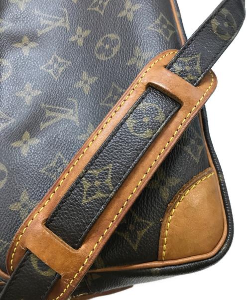 LOUIS VUITTON（ルイ ヴィトン）LOUIS VUITTON (ルイ ヴィトン) ナイル ショルダーバッグ ブラウンの古着・服飾アイテム