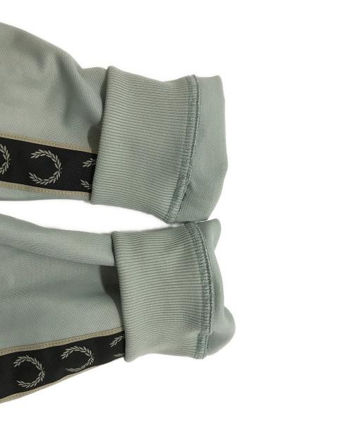 FRED PERRY（フレッドペリー）FRED PERRY (フレッドペリー) Tape Detail Track Jacket　FRED PERRY　J5557/W グリーン サイズ:Ｌの古着・服飾アイテム