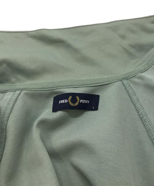 FRED PERRY（フレッドペリー）FRED PERRY (フレッドペリー) Tape Detail Track Jacket　FRED PERRY　J5557/W グリーン サイズ:Ｌの古着・服飾アイテム