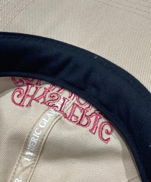 Hysteric Glamour（ヒステリックグラマー）Hysteric Glamour (ヒステリックグラマー) WICKED刺繍 ローキャップ　01212QH01　Hysteric Glamour　 ベージュ サイズ:Freeの古着・服飾アイテム