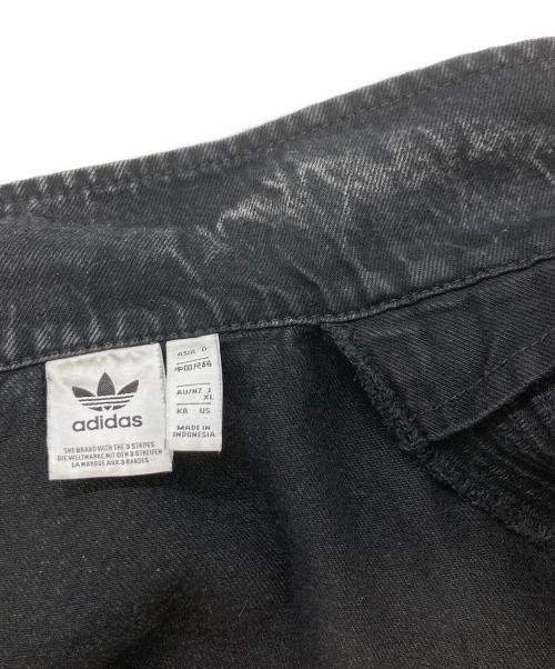 adidas（アディダス）adidas (アディダス) エッセンシャルズ デニム トラックトップ　adidas　IW5759 ブラック サイズ:XLの古着・服飾アイテム