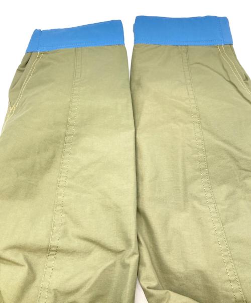 CHUMS（チャムス）CHUMS (チャムス) キャンピングボアパーカー ジャケット/チャムス/CH04-1409 ベージュ×カーキ サイズ:Ｌの古着・服飾アイテム